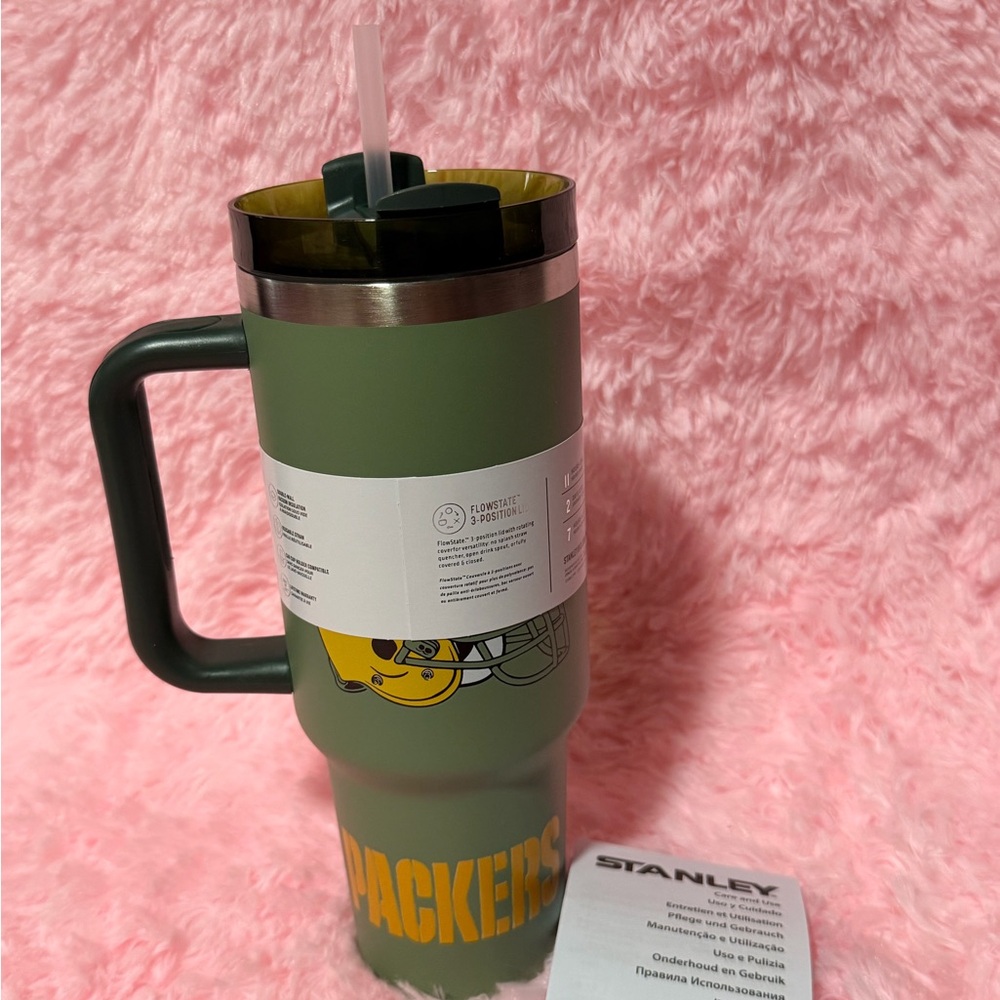 Stanley Olive Green and Yellow Packers Quencher Tumbler with Handle